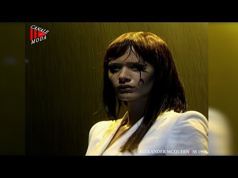 ALEXANDER MCQUEEN Spring Summer 1998 - Canale Moda