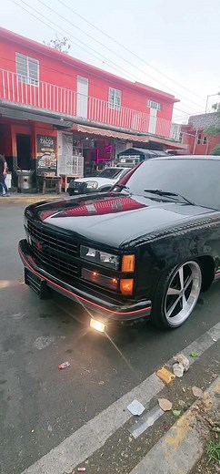 All About Chevrolet Silverado and 400SS