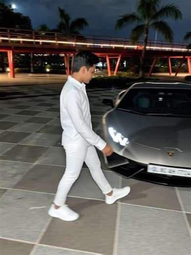 #lamborghini #reels #viral #white #ai #luxurycars #car #lamborghiniaventador #whitecolour #ytshorts