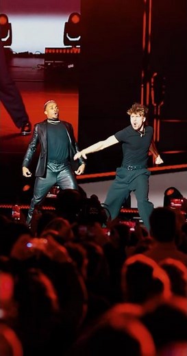 Beat It - Vik and Bdash Live