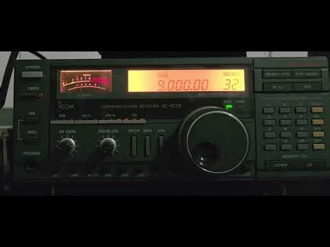 Strange signal on 9000 KHz USB on the Icom IC-R72 Communications Receiver