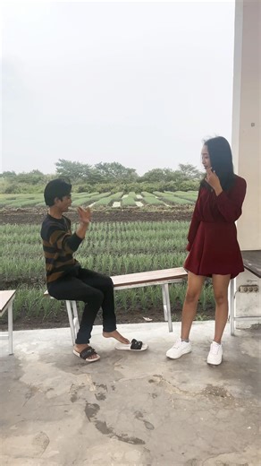 Behind The Scenes: Aesthetic Goals via Chaos & Giggles #humor #model #photoshoot #photography