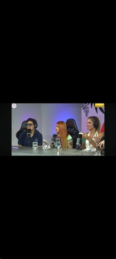 no le dejo ablar a@rossemarin777 es cierto @Kenny🌙