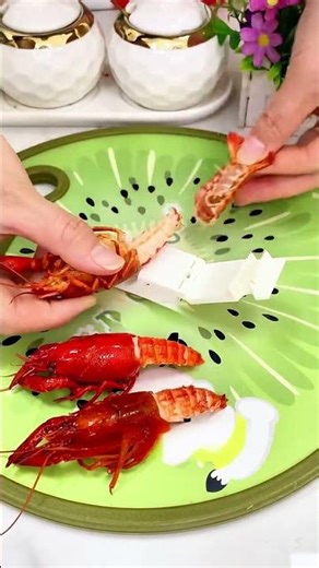 Product Link in Bio ( # 1524 ) ‪@MaviGadgets‬ 1️⃣ Universal Quick Shrimp Peeler Tool