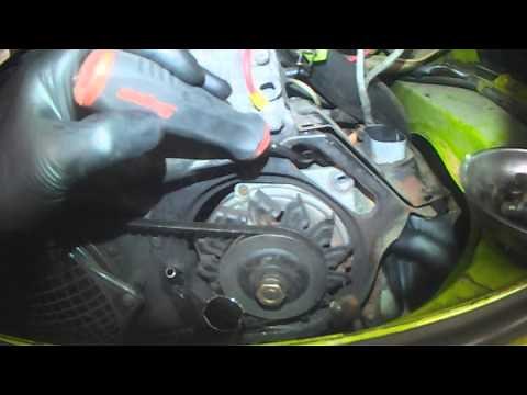 VW T2: Alternator removal