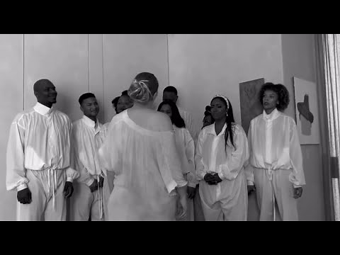 Sia - Elastic Heart (Live From The Go Campaign Gala 2021)