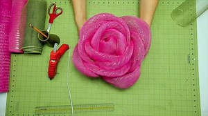 DIY Deco Mesh Flower
