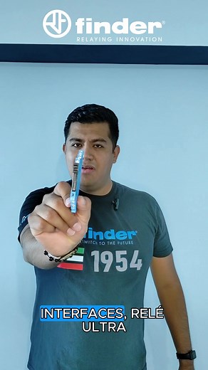 📢 ¡Conoce la serie 39 de Finder! 🔵⚡ Interfaces, relé ultra slim, relé tipo clema o relé tipo hornera… ¡llámalos como quieras! Hoy te presentamos la serie 39 de Finder, la solución perfecta para tus tableros de control. ✅ 💡 ¿Qué encontrarás en la serie 39? ✔️ Interfaces con salida a relé electromecánico o estado sólido. ✔️ Bobinas en 24V AC/DC, 110-125V AC/DC y multitensión 24-240V AC/DC. ✔️ Accesorios como separadores, módulos porta fusibles con LED o sin LED, puentes y peines de diferentes c