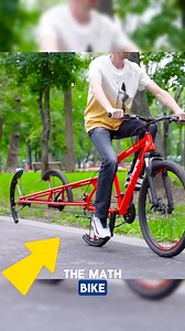 1.4K views | The Strangest Bicycle Wheel Design Ever... ‍♂️ This bizarre yet genius bike invention uses split rear wheels, demanding precision engineering and mathematical calculations. A true blend of creativity and mechanics, it proves how innovation can redefine transportation. Perfect for tech lovers and cycling enthusiasts alike. Credits: TheQ_original /YT #EngineeringInnovation #CyclingTech #SmartInventions #bicycle #Cycling | Lovely Madiaa | Facebook