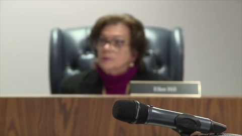 Residents press Amazon representatives on data center project proposal