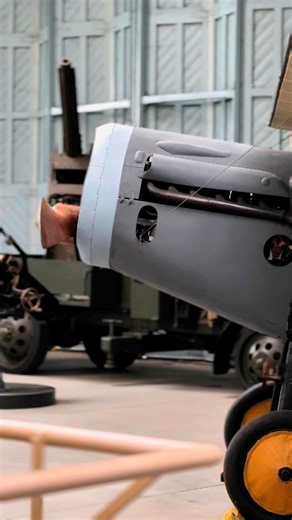 Bristol F.2B Fighter of No 39 (HD) Squadron at Imperial War Museum Duxford. The ‘Biff’ went on to see service long after the war, even into the 1930s. #WW1 #ww1history #bristol #fighter #warbirds | Daniel J Wheatcroft