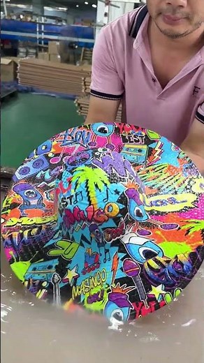Straw Hat Coloring Using Water Dyeing Method - Good tools and machinery make work easy