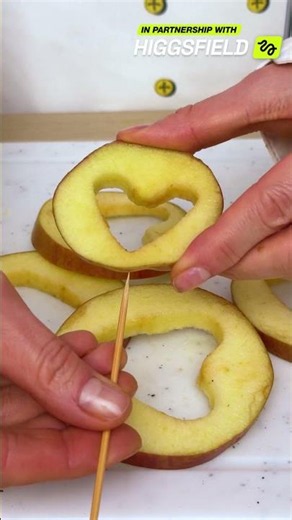 Crunchy Apple Chips! 🍎🍟 Make Healthy Snacks! ✨🌟