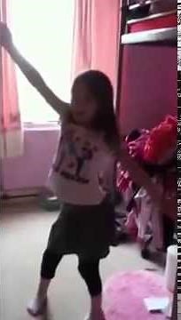 CRAZY GIRL STEPS ON BALLOONS!?