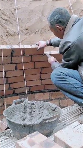 Red Brick Installation Using Mortar with Guide String for Level and Precise Results #shorts