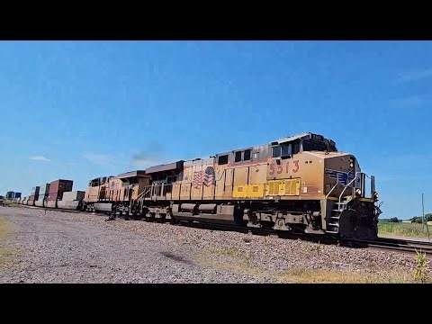 Great Union Pacific Railfanning On The Kansas Sub