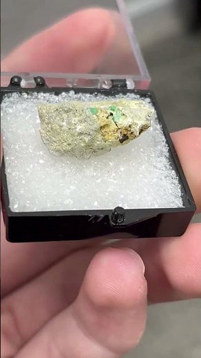 What Radioactive Copper Ore Looks Like