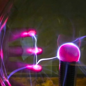 1.7K views · 15 reactions | As you walk around town, Neon signs have been hiding a few secrets, right under your nose. They surround you everywhere you go. More importantly, they also allow you to control plasma with your bare hands. | Plasma Channel | Facebook