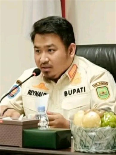 Kalah jangan berkecil hati, Menang harus empati, Before Reynaldi 30, He's already Bupati. Salah satu Bupati termuda di Indonesia, milenial terakhir (1996), Bupati dari Kota nanas🍍 alias Kota Subang Reynaldy Putra Andita Budi Raemi A.Md., S.I.P Fisip 2014 #unpad #ikaunpad #subangjawabarat