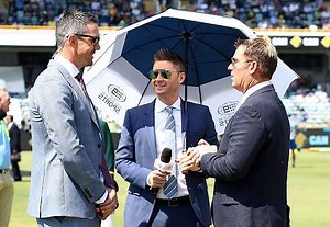 5 commentators and their associations with IPL teams in the past