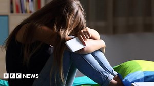 Mental health: One in four young women struggling