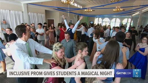 'All of their faces are lit up': 'VIP Prom' gives all students a night to remember