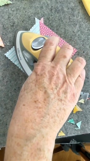 Video by MaryBeth Temple #quilting tip - why I press on a wool felt pad when I make #quiltblocks #quiltersoftiktok | Jennifer