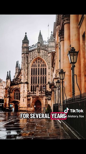 From Whitby Abbey where Dracula first landed… to the Lake District gardens that gave us Peter Rabbit. From Bath’s Georgian ballrooms in Jane Austen’s novels to the wild moors of Wuthering Heights. Even Oxford inspired Tolkien, Lewis, and Alice in Wonderland. Britain’s landscapes are written into its novels as deeply as ink on the page. #HistoryTok #learnontiktok #bookshelf #fyp #history @English Heritage @National Trust