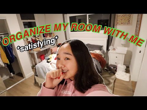 ORGANIZE MY ROOM WITH ME! *satisfying* Vlogmas Day 10 | Nicole Laeno