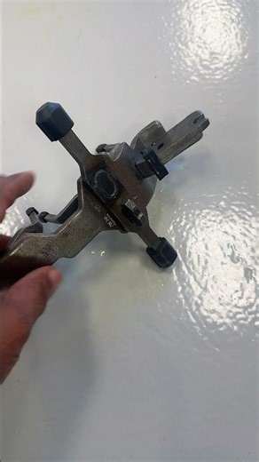 🚨 DSG Gearbox Clunk Noise in 6th & Reverse? Common Selector Fork Problem!