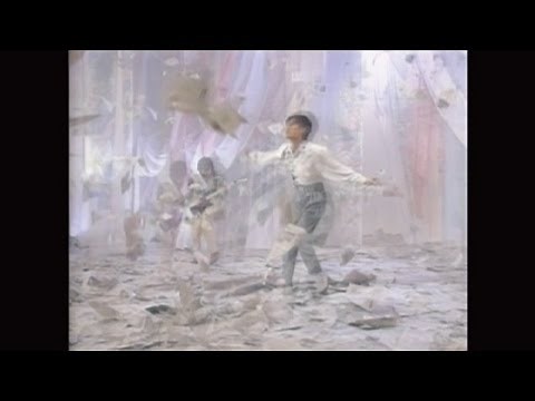 B'z / LADY NAVIGATION