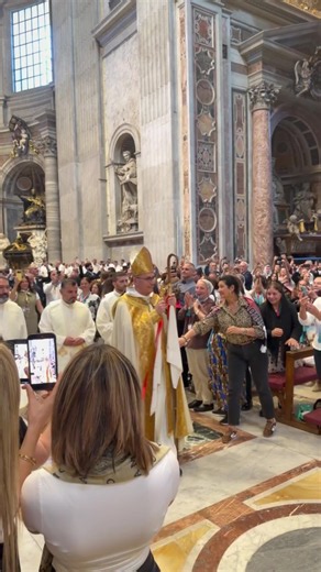 A truly blessed moment! 🙏🏻 The Chaldean Holy Mass celebrated by our very own Patriarch, His Beatitude Mar Polis III Nona, at St. Peter’s Basilica in Rome, surrounded by Chaldean bishops, priests, and faithful from around the world. 🌍✝️ What a blessing to witness our faith, unity, and Chaldean heritage come together in such a sacred place! ❤️