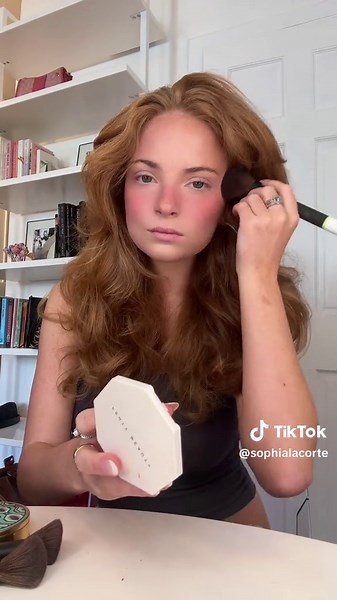 Sophia La Corte Makeup Tutorial: Simple and Easy Steps