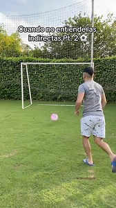 Cuando el partido de futbol se pone caliente 🔥⚽️🤣 . . . . . . . . . . . . . . . . . . . . . . . . . . . . . . . . . . . . . . . #humor #comedia #gay #gayboy #indirectas #futbol #soccer #gayman | richarddelgad0