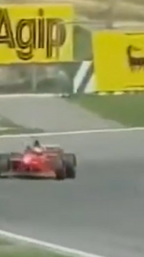 10K views · 29 reactions | A classic piece of Murray Walker commentary as he impersonates Alex Wurz  #F1 #Formula1 #OldSchoolF1 #Racing #Motorsport | OldSchool F1 | Facebook