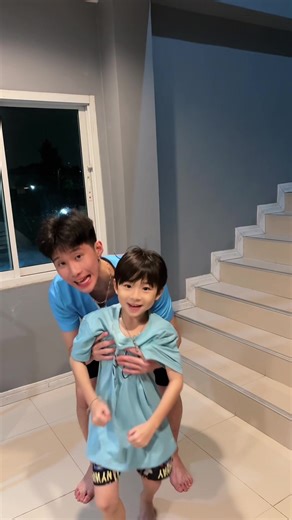 น้องไอติมชวนพี่คิวเต้น 😁