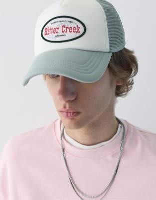 Pull&Bear Bitter creek cap in mid green | ASOS