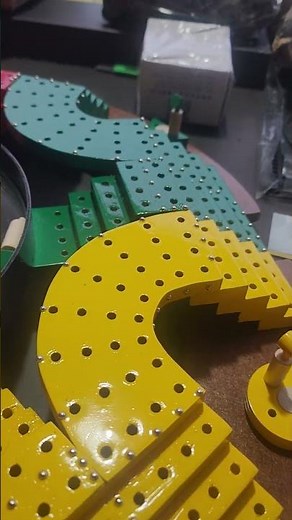 Parques 3D Parchís para ciegos baja visión Con texturas relieve adultos mayores en madera
