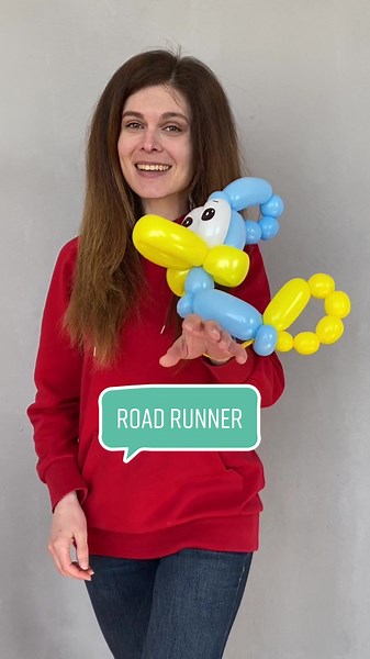 Road Runner Balloon 💙 #balloon #balloondecor #balloondecoration #balloontwister #balloontiktok #balloonshop #decorators #balloons