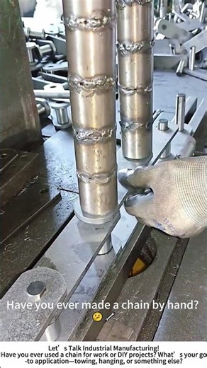 Chain Link Pressing – Machine Secures Heavy‑Duty Connections! 🔗⚙️