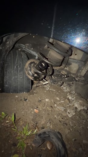 NDX AKA OFFICIAL on Instagram: "innalilahi teman teman kita NDXTEAM kecelakan tunggal jam 03.49 di kemranjen banyumas jawatengah perjalanan menuju purwokerto untuk kondisi teman teman Alhamdulilah aman hanya sebagian harus di jahit lukanya doakan saja semoga next perjalanan selanjutnya kita selalu diberi keselamatan Aamiin 😇 #ndxaka"