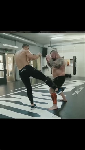 kickboxer vs strongman moment #shorts #short