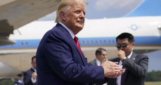 Trump denies calling fallen soldiers "suckers" and "losers"