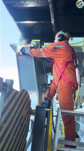 Fitter: The Unsung Hero of Second Engineer Assistants