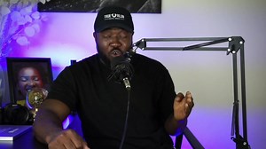 Eii Ghana gyimi paa nie 🤣🤣🤣😳🙈 A pastor and his congregation praying hàrd to stop rainfall | Bigscout Media