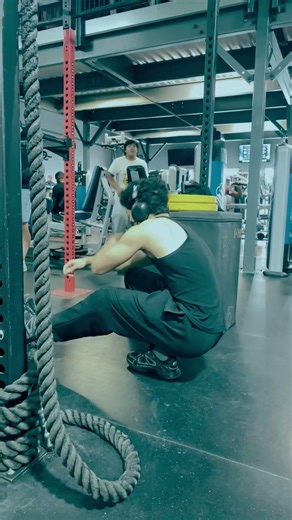 35 inch pistol squat jump