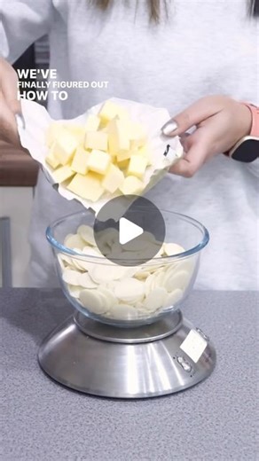 Frost Form® on Instagram: "Compound Chocolate Butter Ganache 😱💃🏽 We’ve cracked the recipe on how to make our incredible butter ganache recipe using compound chocolate 😍😍 Just use the same amounts as our butter ganache recipe on our site and follow this method 😁 It works with Almond Bark, Decomelts, Meltems, Nestle and so many more compound chocolates ! 🎉🎉 For those who don’t know, Compound chocolate is a type of chocolate made using veg fats instead of cocoa butter used in coverture choc