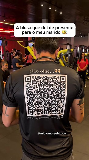 Camisas Criativas com QR Code para Namorados