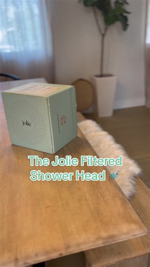 The Jolie filtered shower head has my heart. 🚿 🩵 #cleanwaterclub @jolieskinco