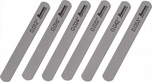 ナットファイルとは ‐ ナットの溝を削るための専用ヤスリギタコン − ギター辞典